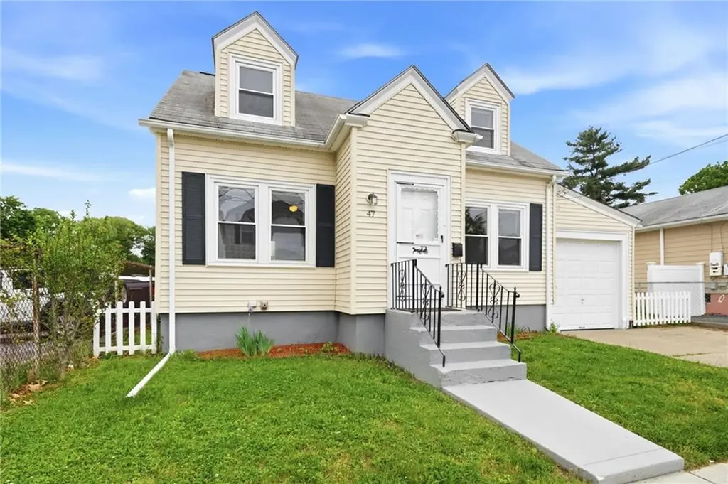 47 Goldsmith Avenue East Providence RI 02914
