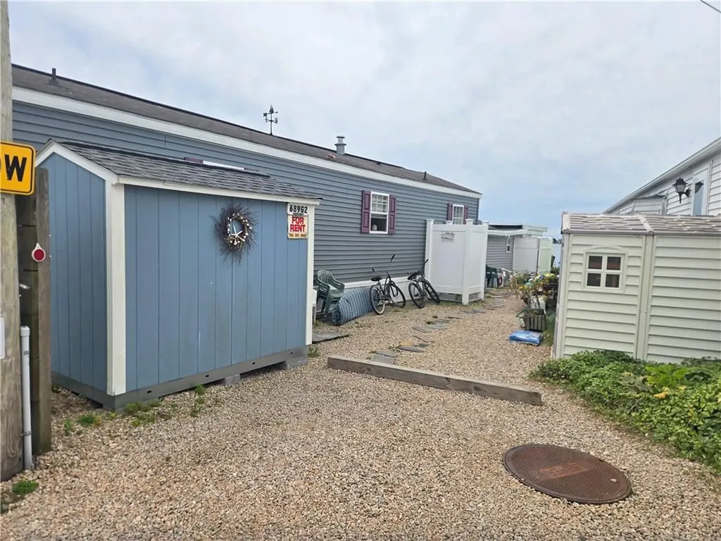 689 J Succotash Road South Kingstown RI 02879