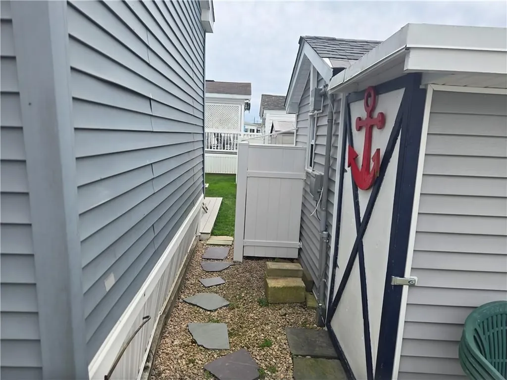 689 J Succotash Road South Kingstown RI 02879