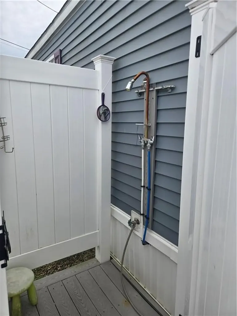 689 J Succotash Road South Kingstown RI 02879