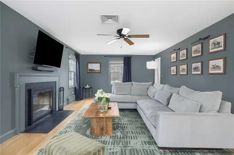 9 Lamson Road Barrington RI 02806