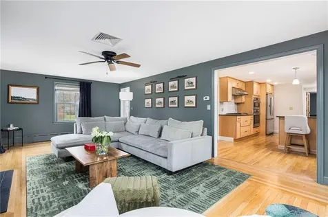 9 Lamson Road Barrington RI 02806