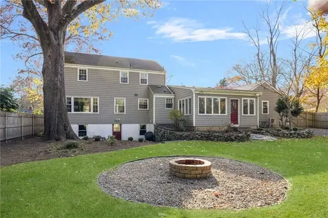 9 Lamson Road Barrington RI 02806