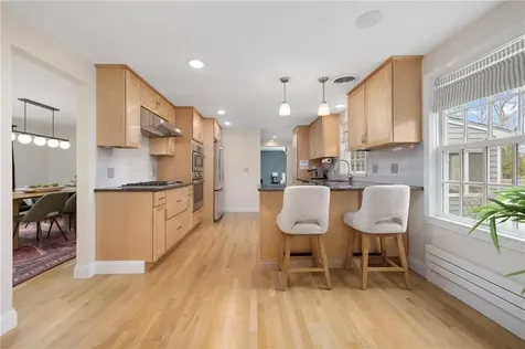 9 Lamson Road Barrington RI 02806