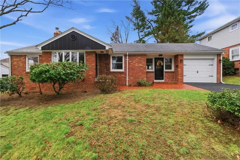 44 Valente Drive Cranston RI 02920