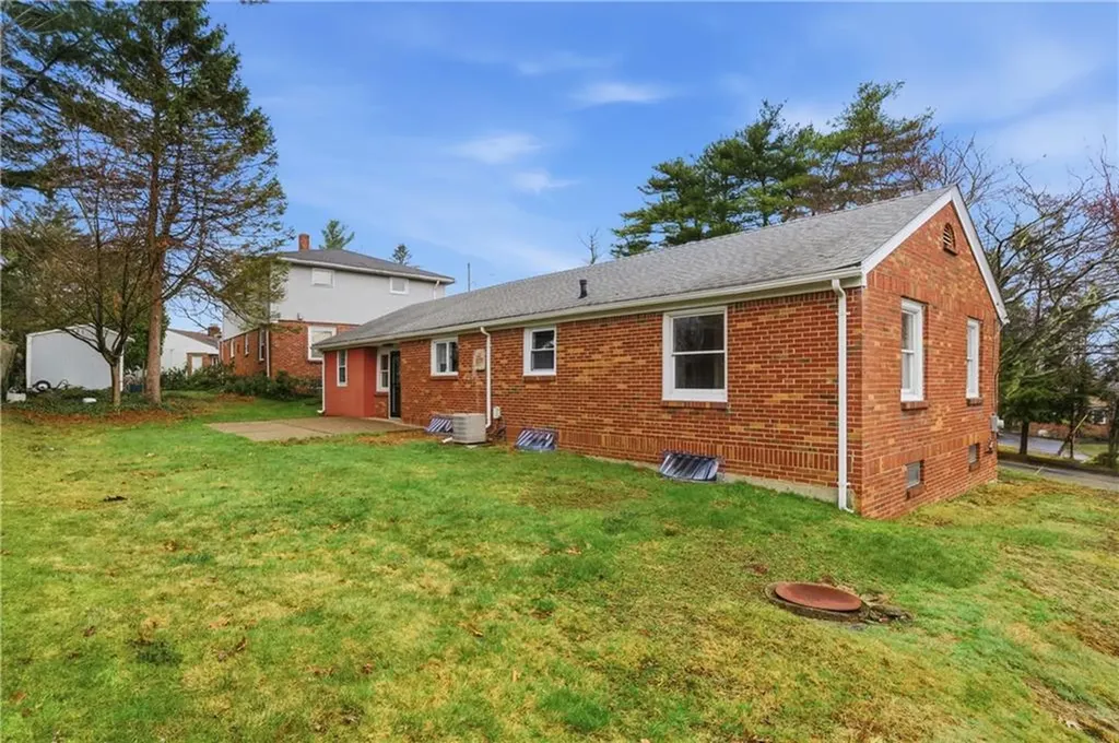 44 Valente Drive Cranston RI 02920