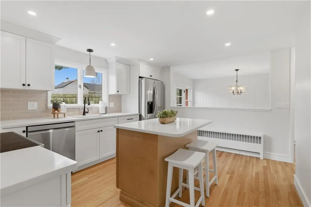 44 Valente Drive Cranston RI 02920