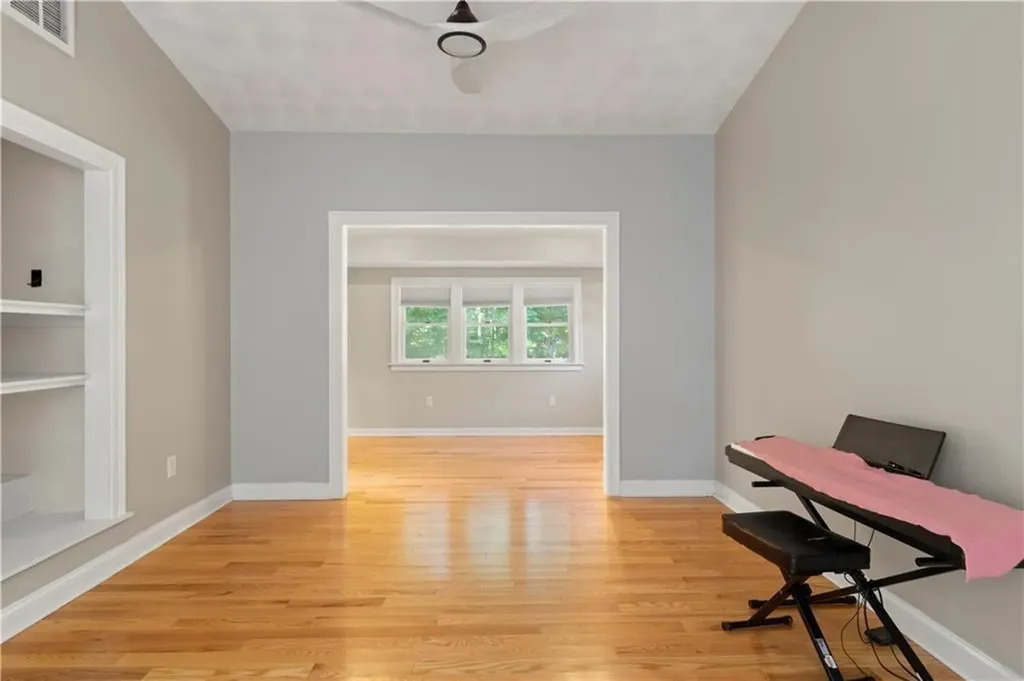 1785 Division Road East Greenwich RI 02818