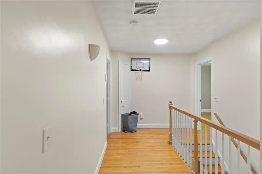 1785 Division Road East Greenwich RI 02818