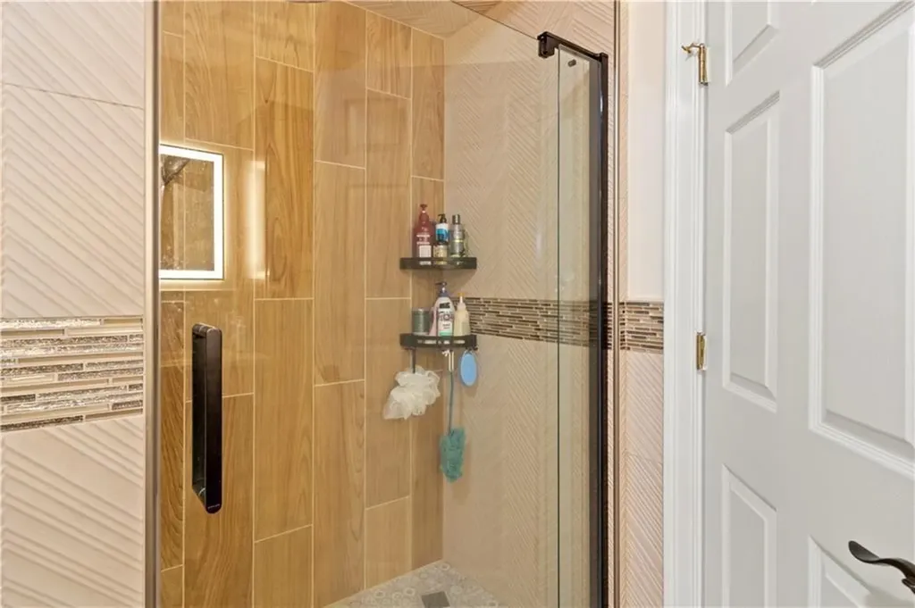 1785 Division Road East Greenwich RI 02818