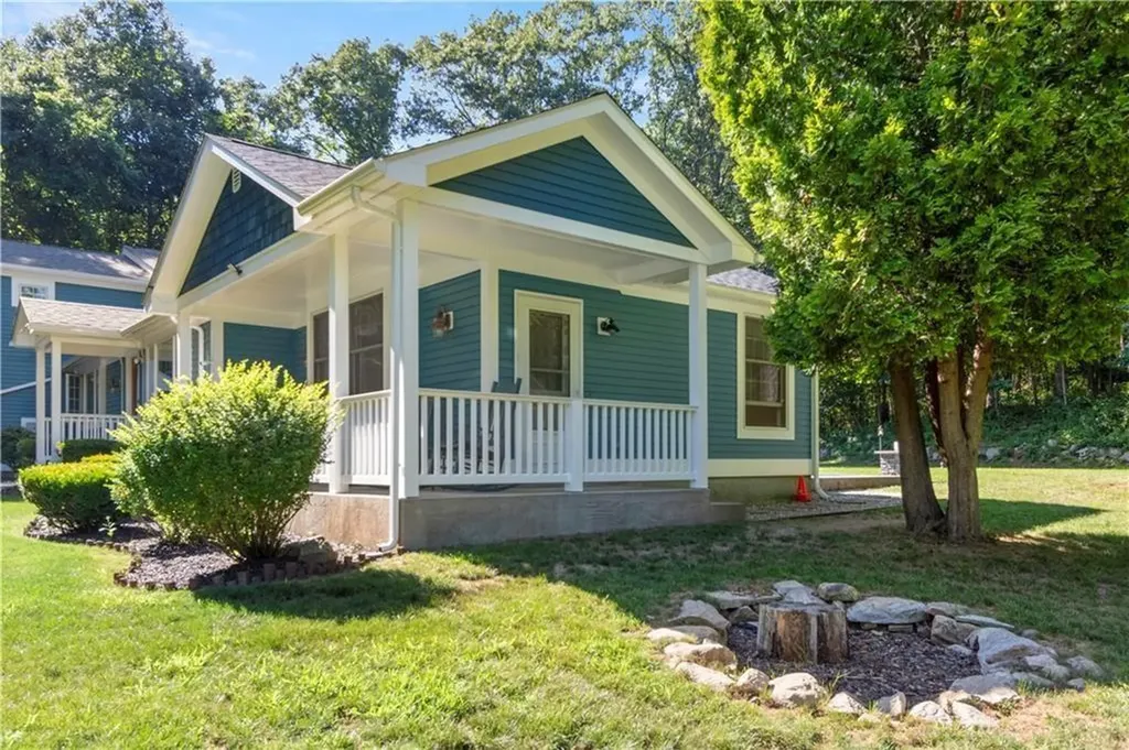 1785 Division Road East Greenwich RI 02818