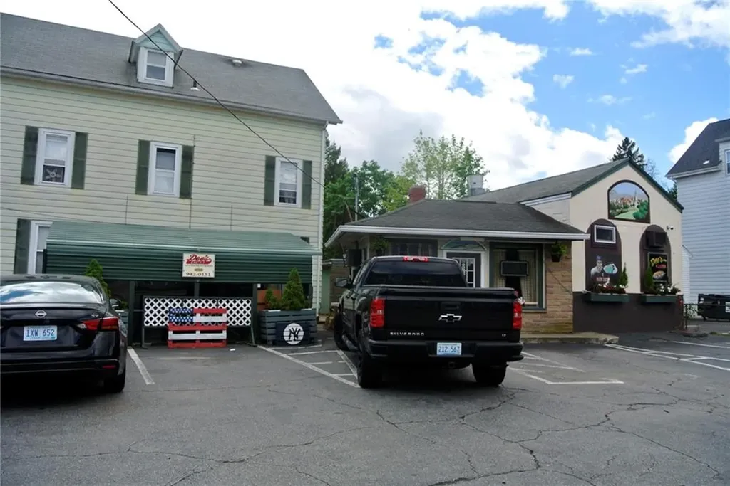 1296 Cranston Street Cranston RI 02920