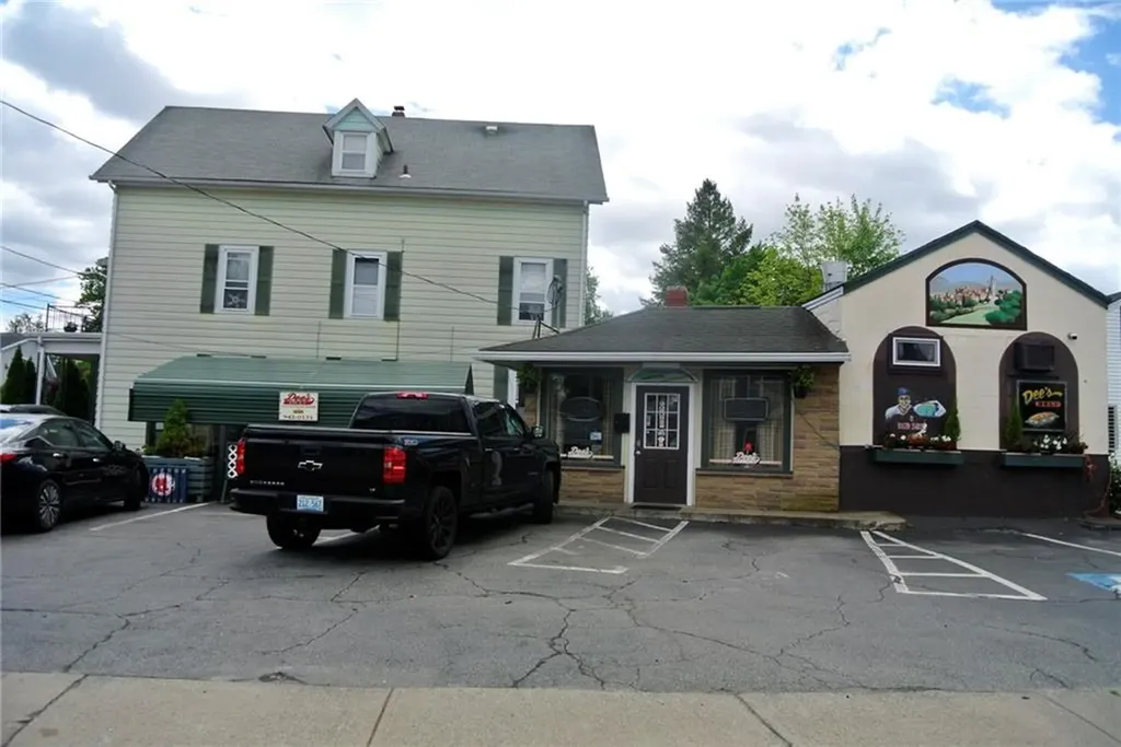 1296 Cranston Street Cranston RI 02920