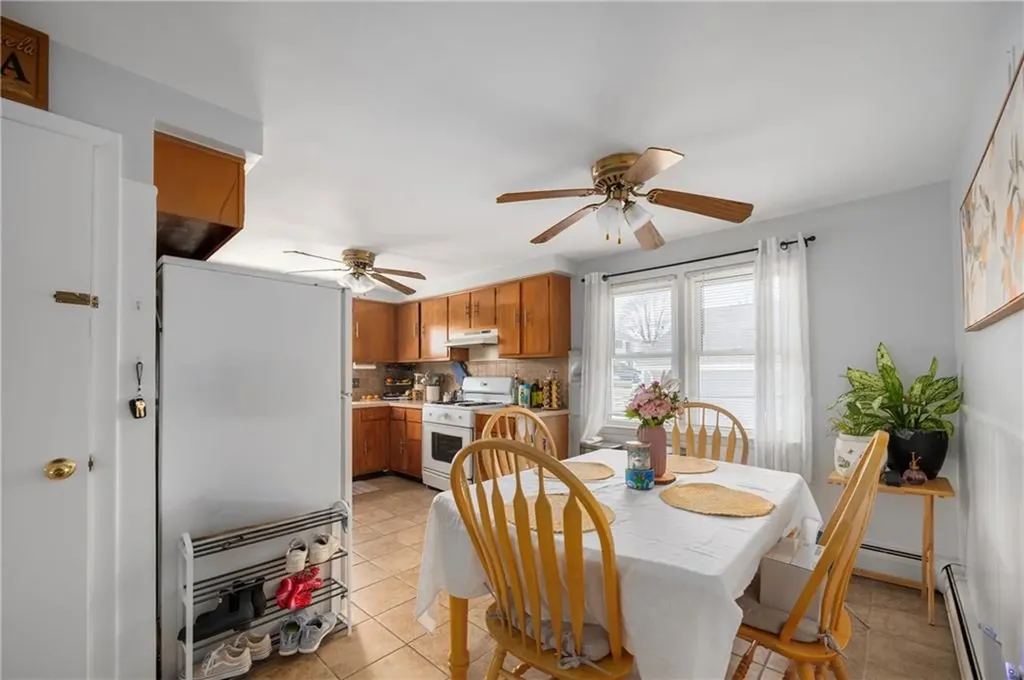 98 Gloucester Street Providence RI 02908