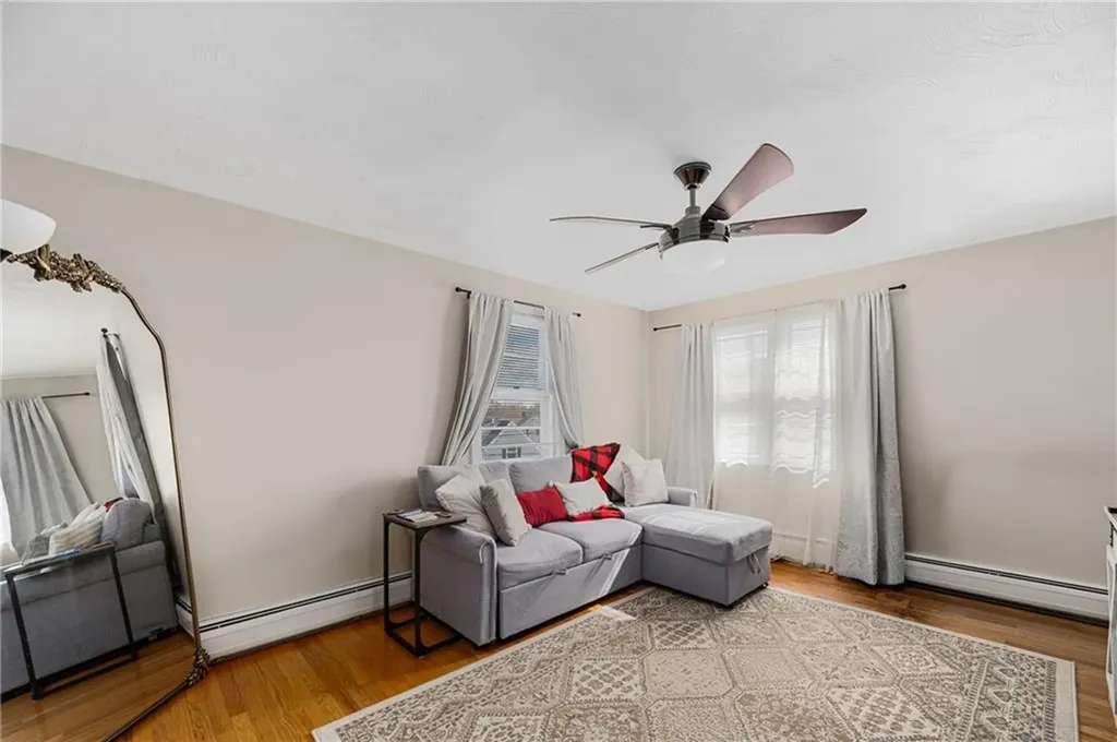 98 Gloucester Street Providence RI 02908