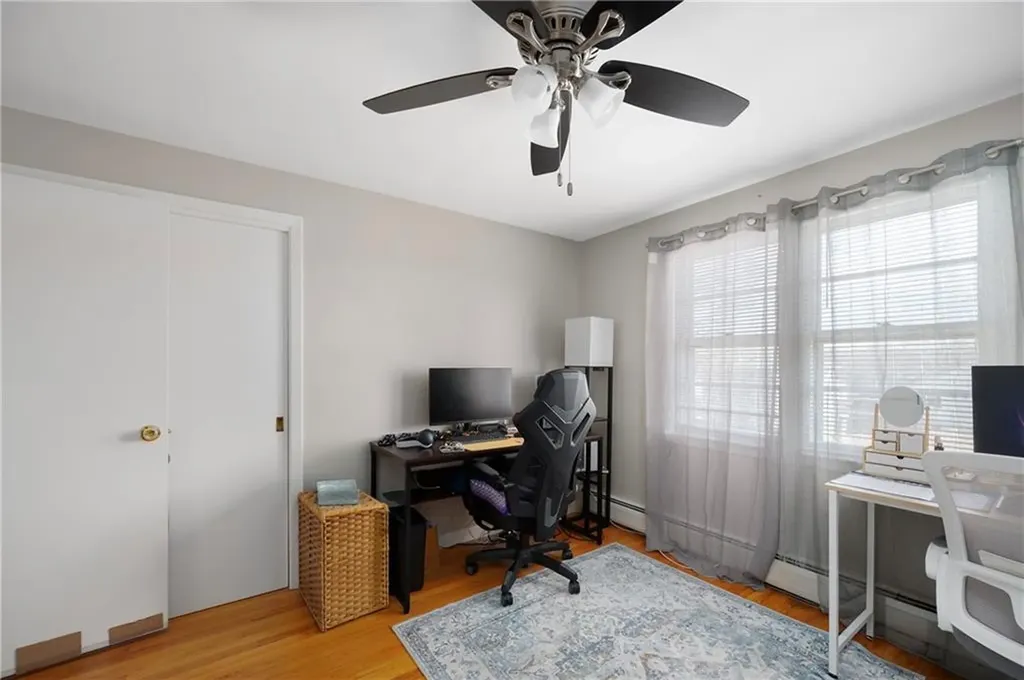 98 Gloucester Street Providence RI 02908