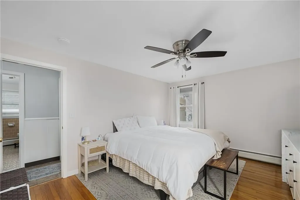 98 Gloucester Street Providence RI 02908