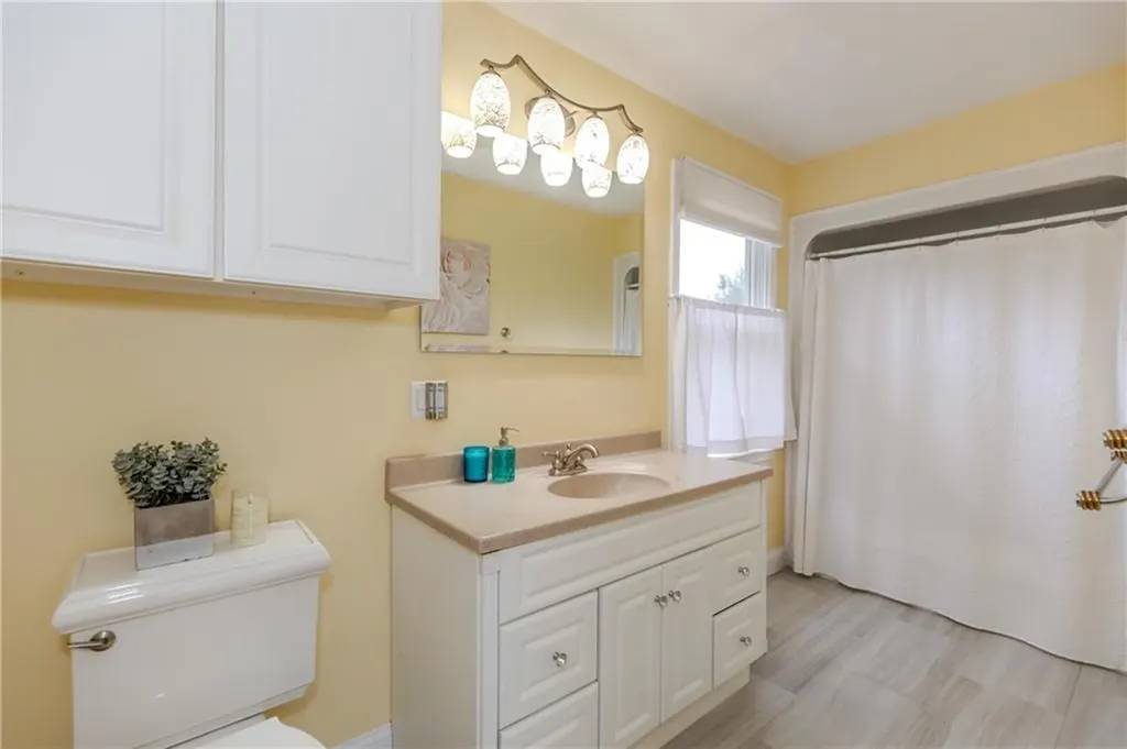45 Bayberry Lane East Greenwich RI 02818