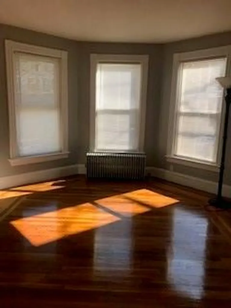 18 Standish Avenue Cranston RI 02920