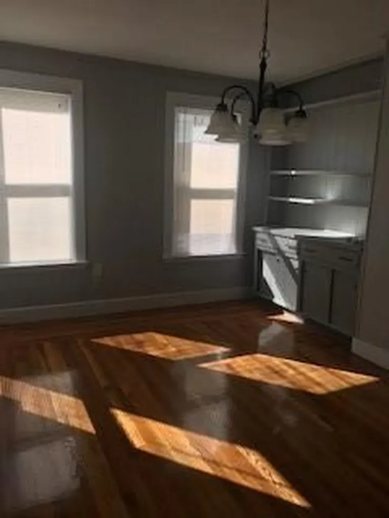 18 Standish Avenue Cranston RI 02920
