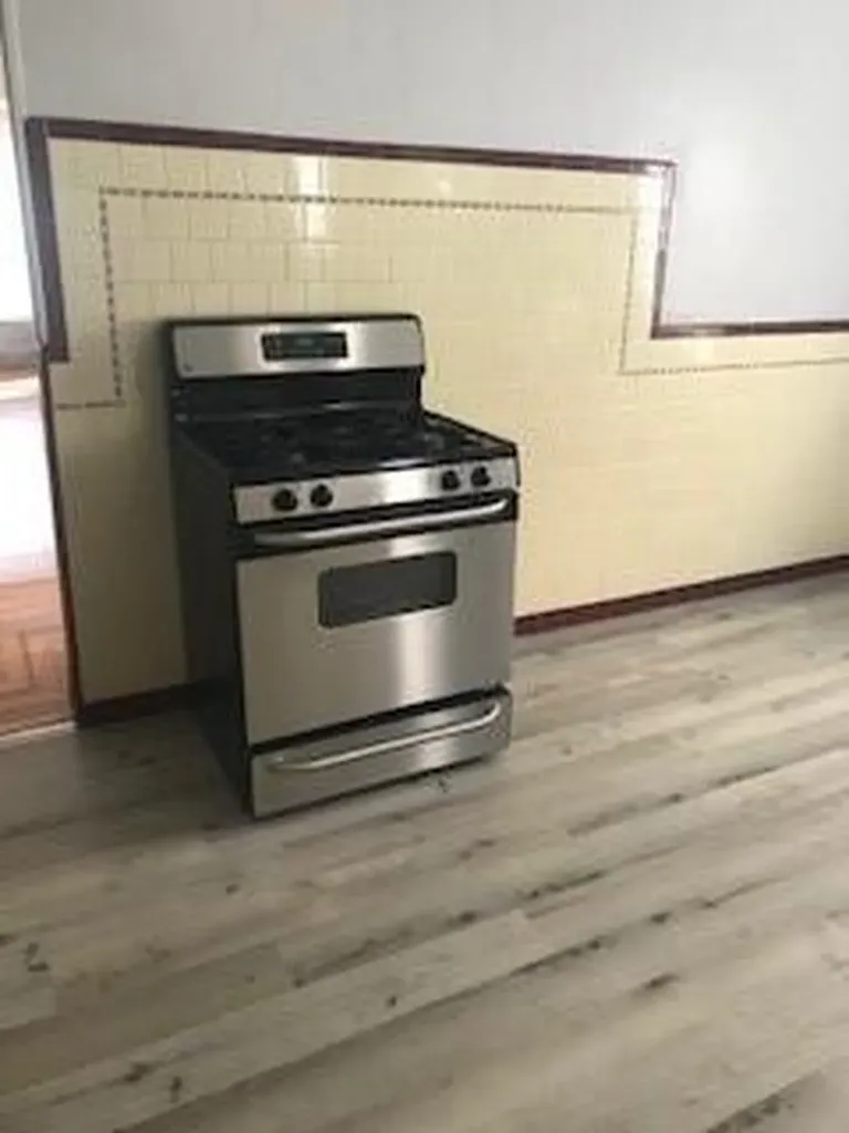 18 Standish Avenue Cranston RI 02920