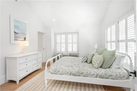 15 High Street Newport RI 02840