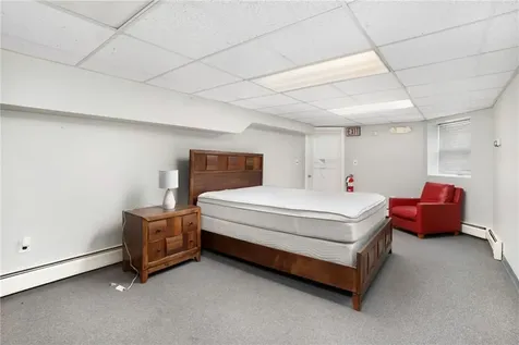 1040 Cranston Street Cranston RI 02910