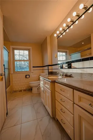 32 Stillwater Drive Warwick RI 02889