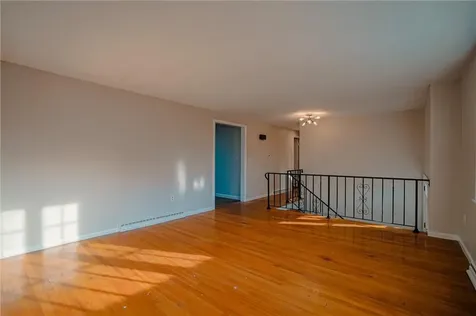 32 Stillwater Drive Warwick RI 02889