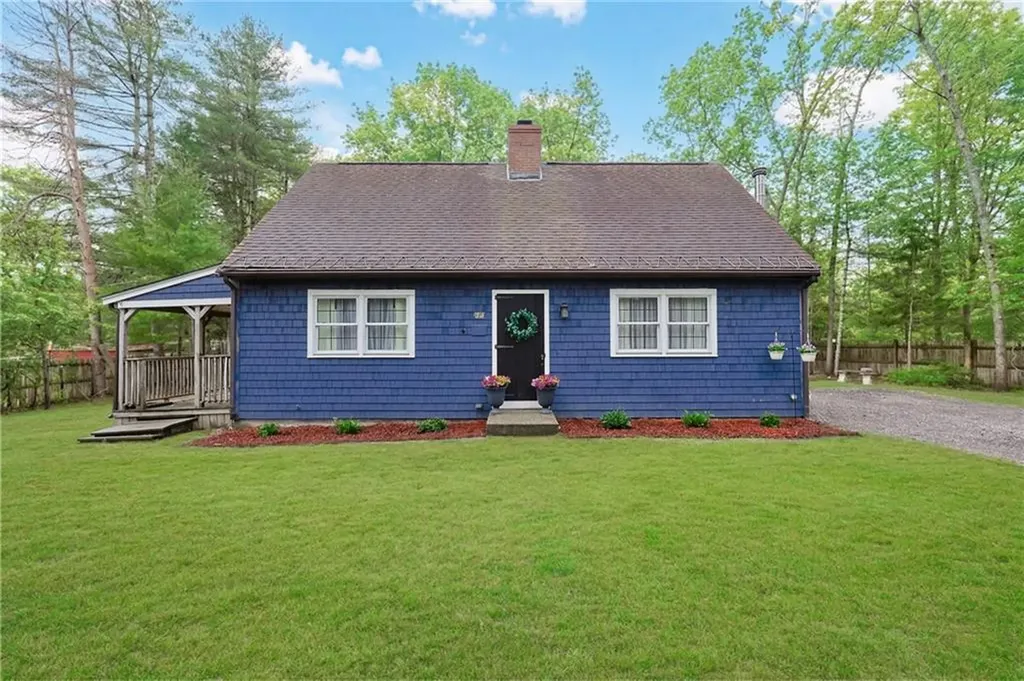 1187 South Precinct Street Taunton MA 02718