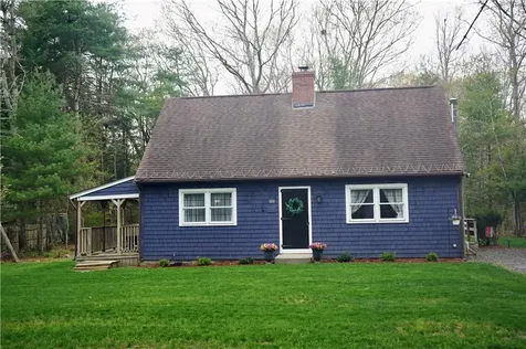 1187 South Precinct Street Taunton MA 02718