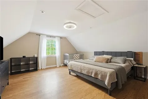 1187 South Precinct Street Taunton MA 02718