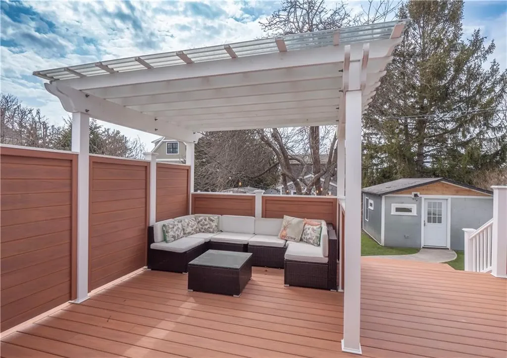 100 Renfrew Avenue Middletown RI 02842