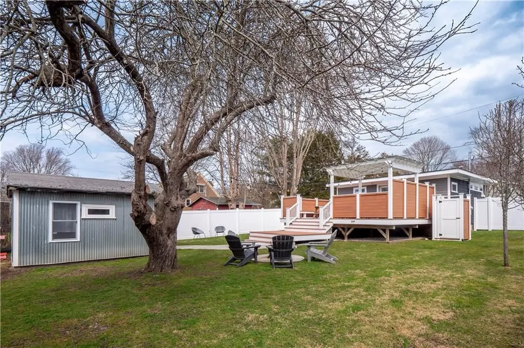 100 Renfrew Avenue Middletown RI 02842