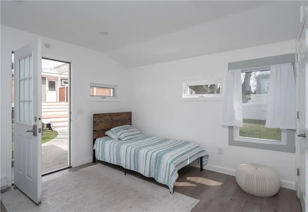100 Renfrew Avenue Middletown RI 02842