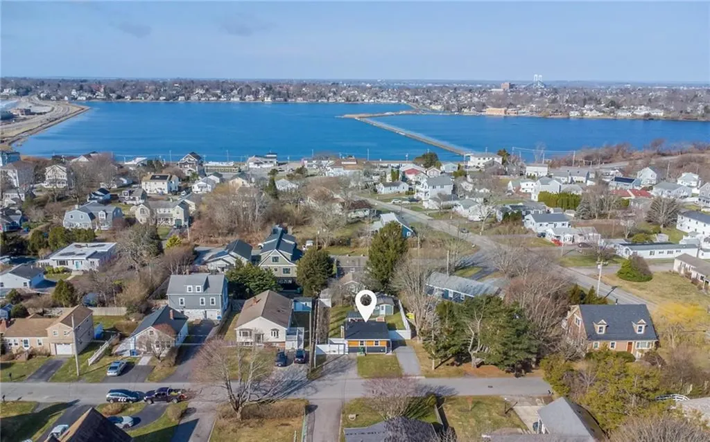 100 Renfrew Avenue Middletown RI 02842