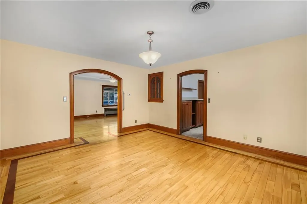 229 Lynch Street Providence RI 02908