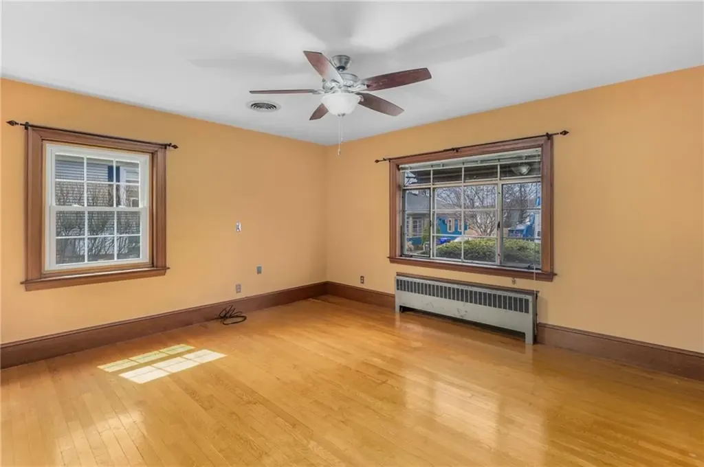 229 Lynch Street Providence RI 02908