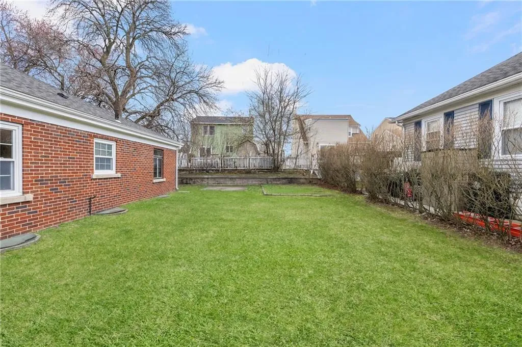 229 Lynch Street Providence RI 02908