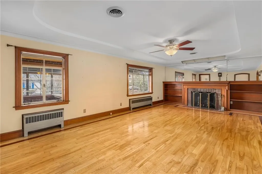 229 Lynch Street Providence RI 02908