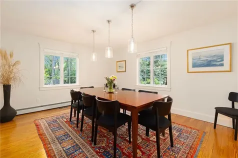 56 Summerfield Lane Middletown RI 02842