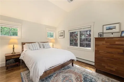 56 Summerfield Lane Middletown RI 02842