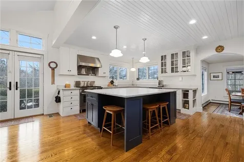 56 Summerfield Lane Middletown RI 02842