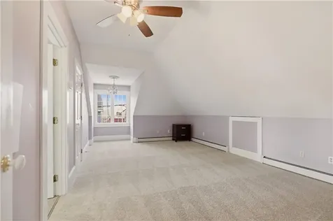 24 Spring Street Newport RI 02840