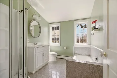 24 Spring Street Newport RI 02840