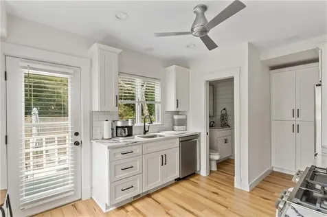 23 Pell Street Newport RI 02840