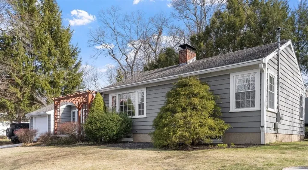 4 Karen Ann Drive Smithfield RI 02917