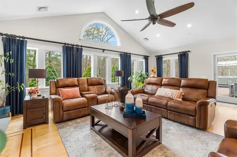 267 Chestnut Street Seekonk MA 02771