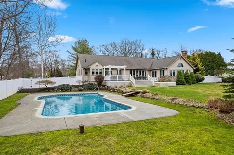 267 Chestnut Street Seekonk MA 02771