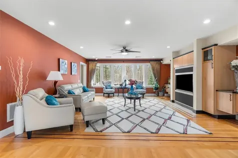 267 Chestnut Street Seekonk MA 02771